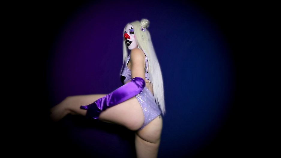Kitzis Clown Fetish – Lonely Virgin